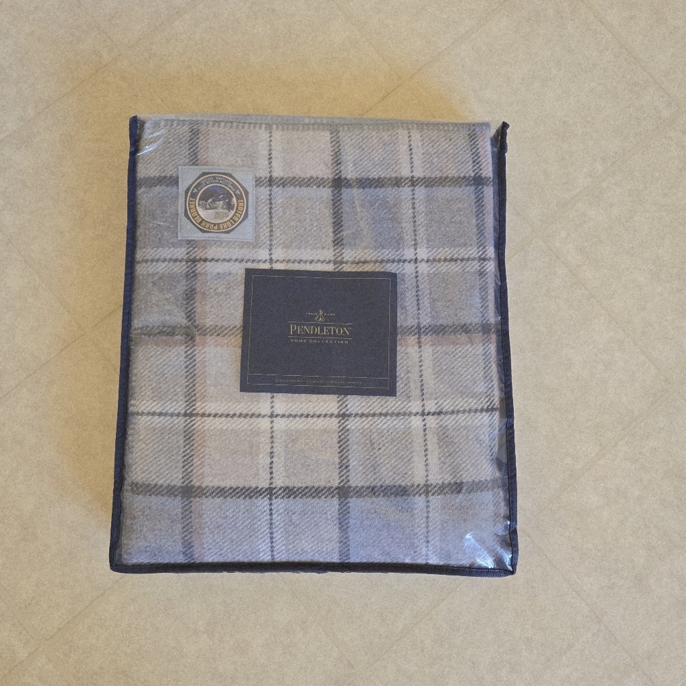 Pendleton Eco-Wise Pearl Plaid Washable 100% Wool Blanket, Twin 66" x 96" USA - Picture 3 of 16